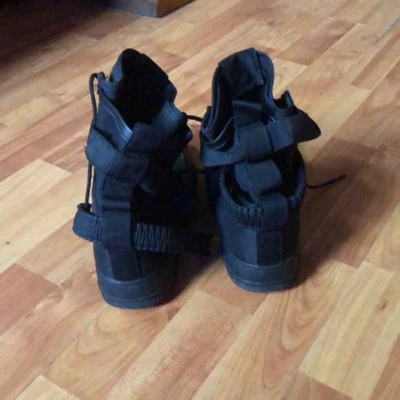 Nike Air Force 1 worn 2X - Picture 2 of 4